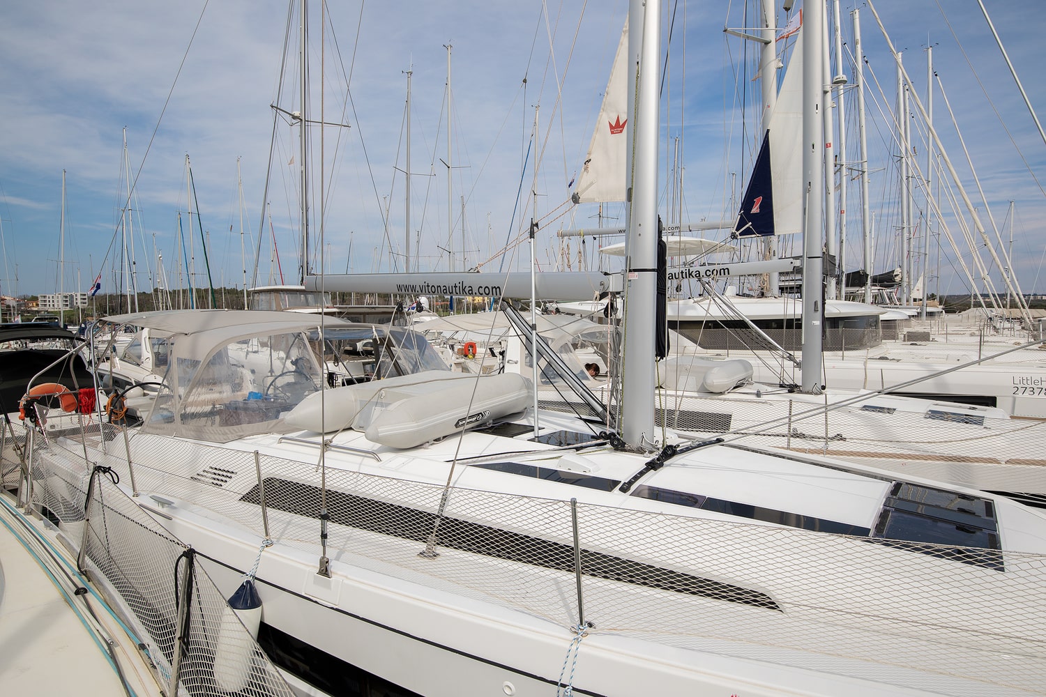 Oceanis 46.1 — photo 10