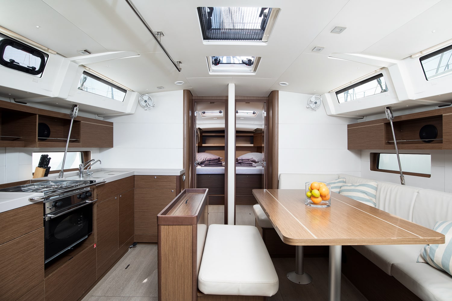 Oceanis 46.1 — photo 11