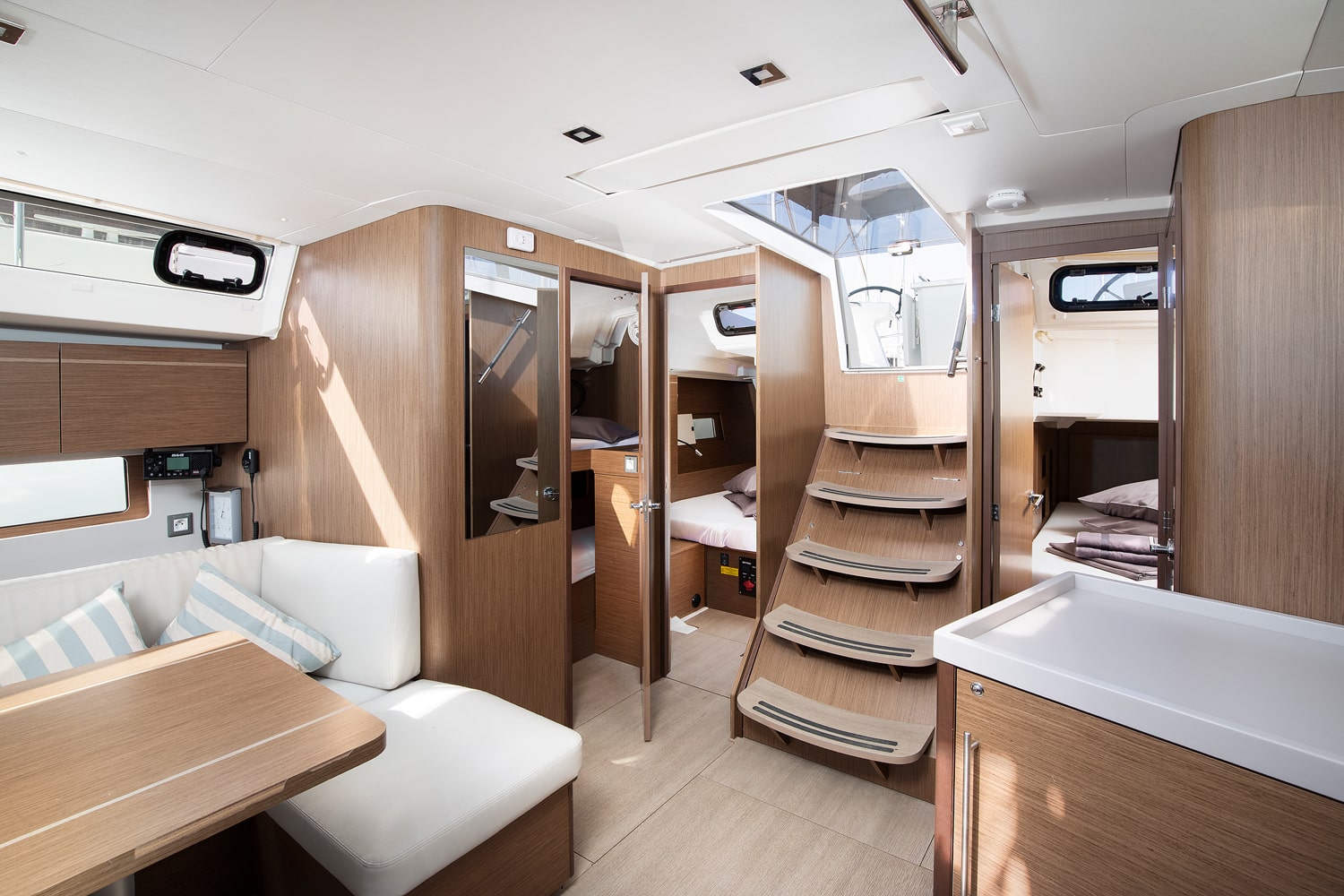 Oceanis 46.1 — photo 15