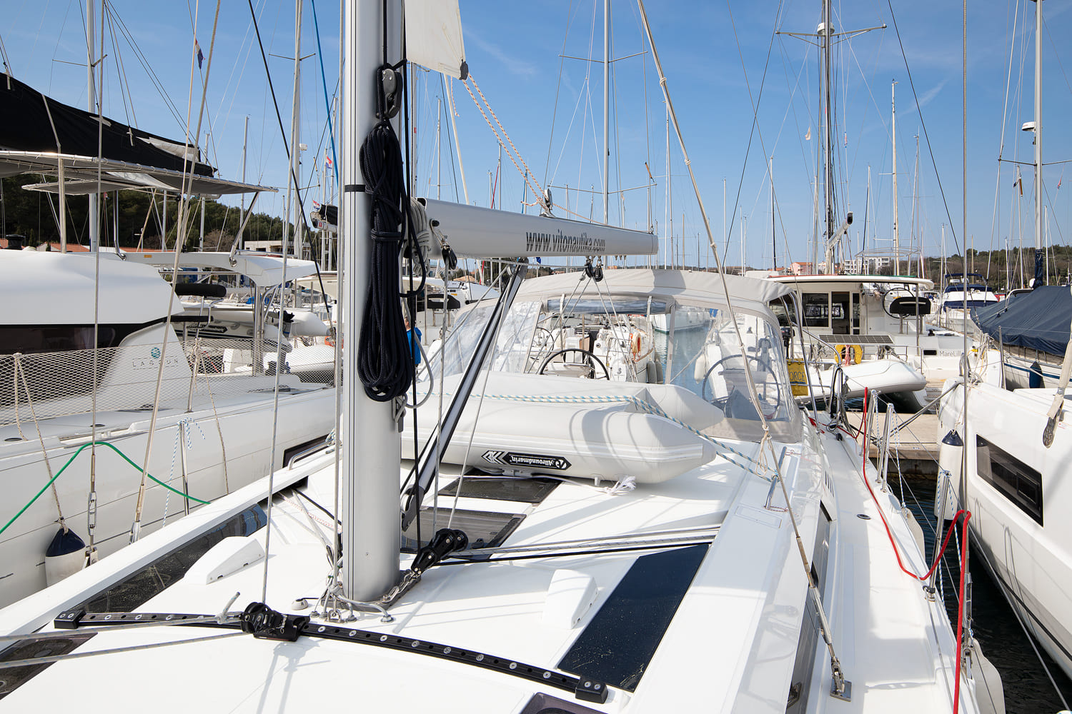 Oceanis 46.1 — photo 8