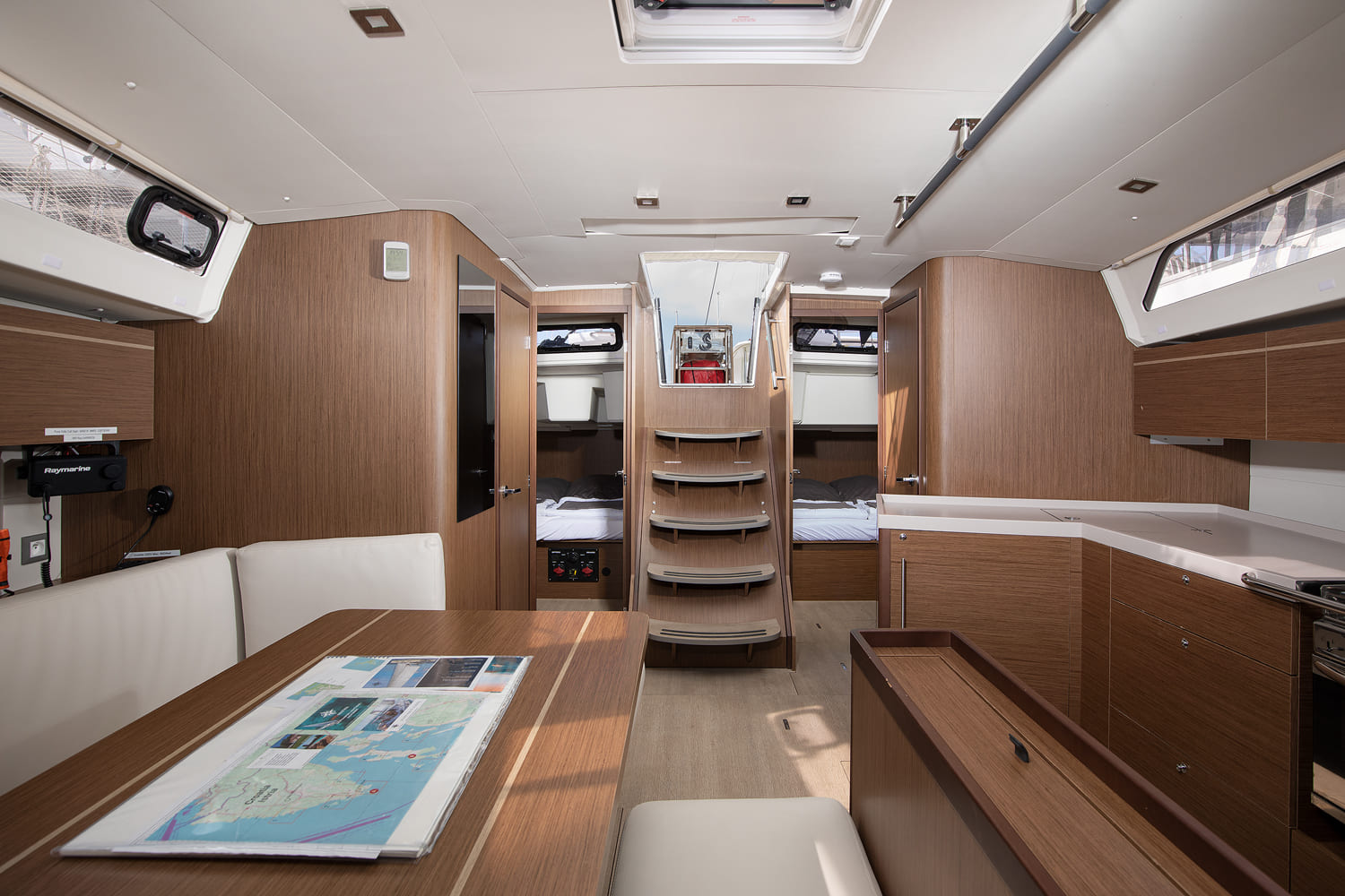 Oceanis 46.1 — photo 12