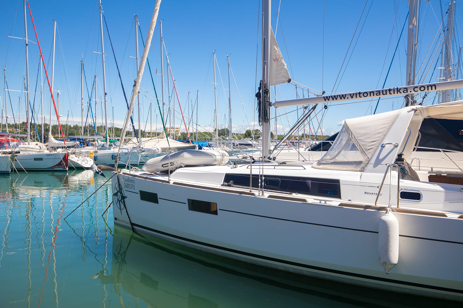 Oceanis 35 — photo 1