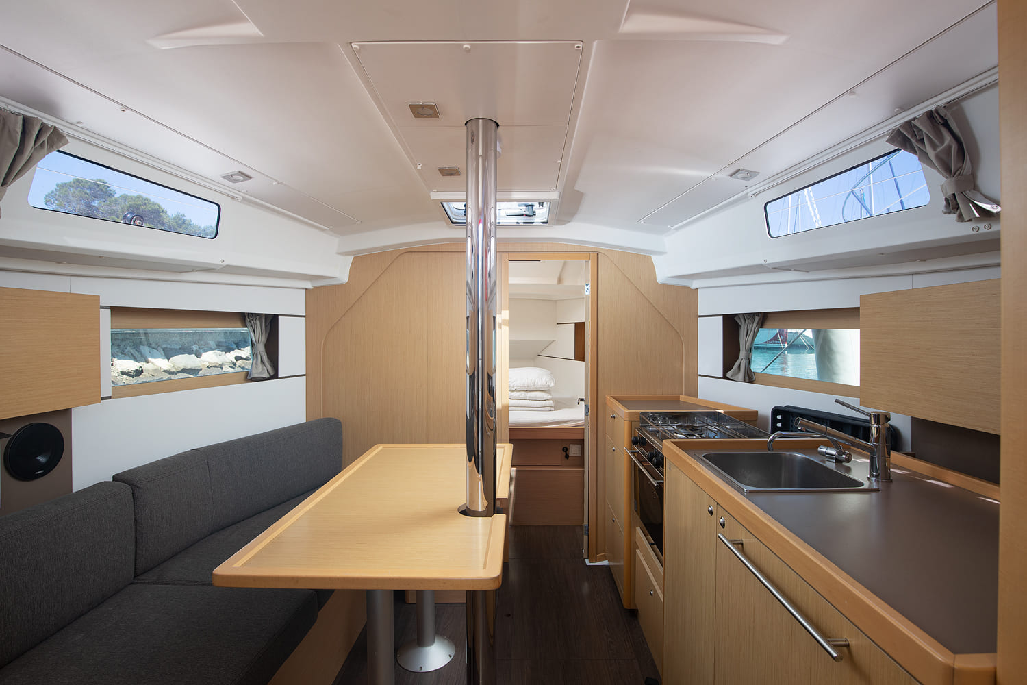 Oceanis 35 — photo 11