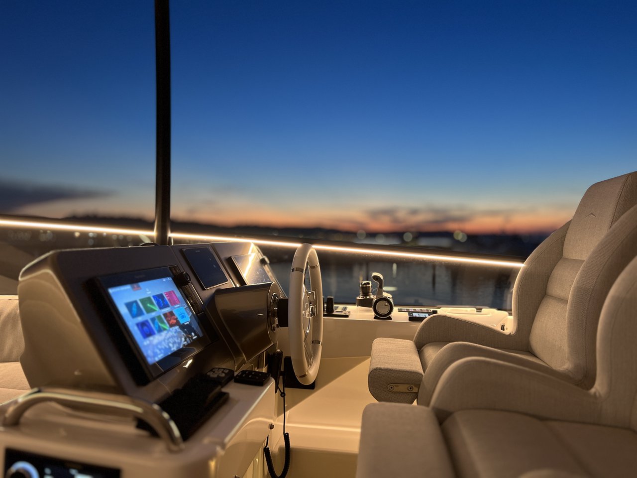 Azimut Magellano 66 — photo 27