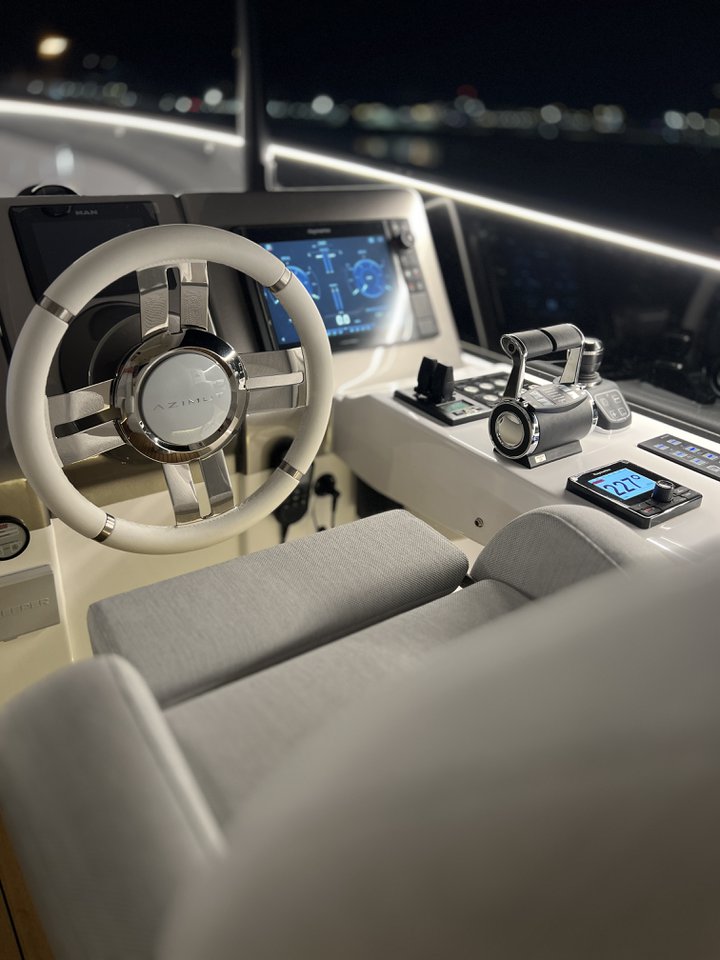Azimut Magellano 66 — photo 29