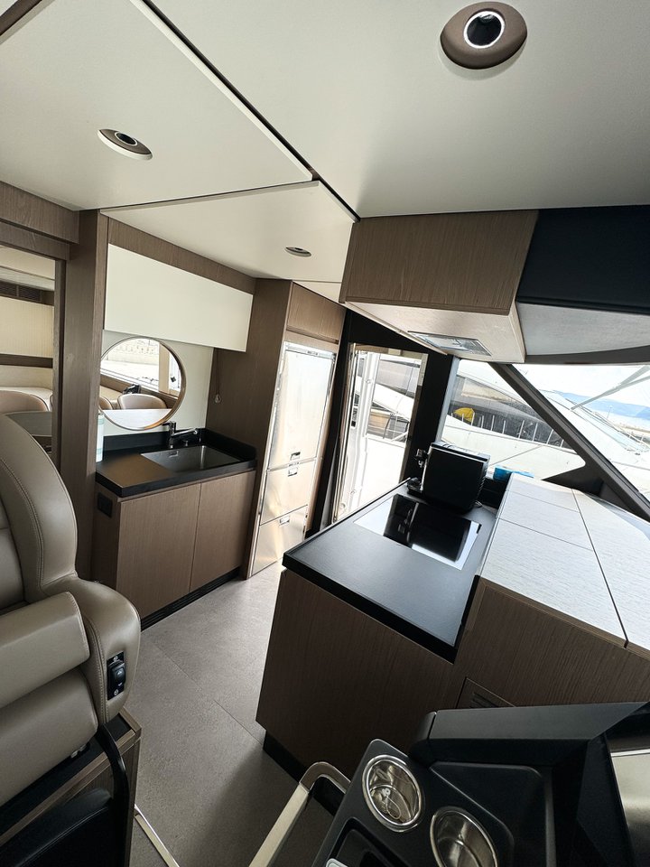 Azimut Magellano 66 — photo 53