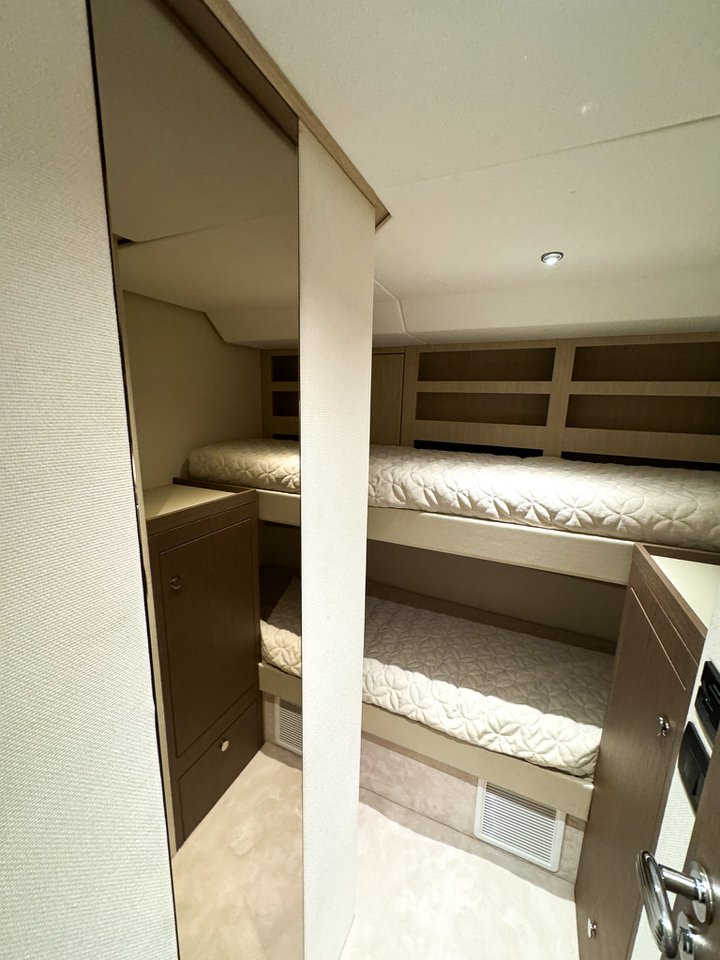 Azimut Magellano 66 — photo 54