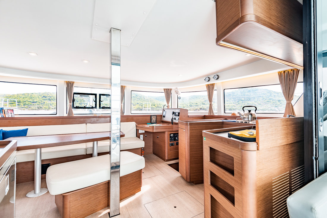 Lagoon 42 - 4 + 2 cab. — photo 10