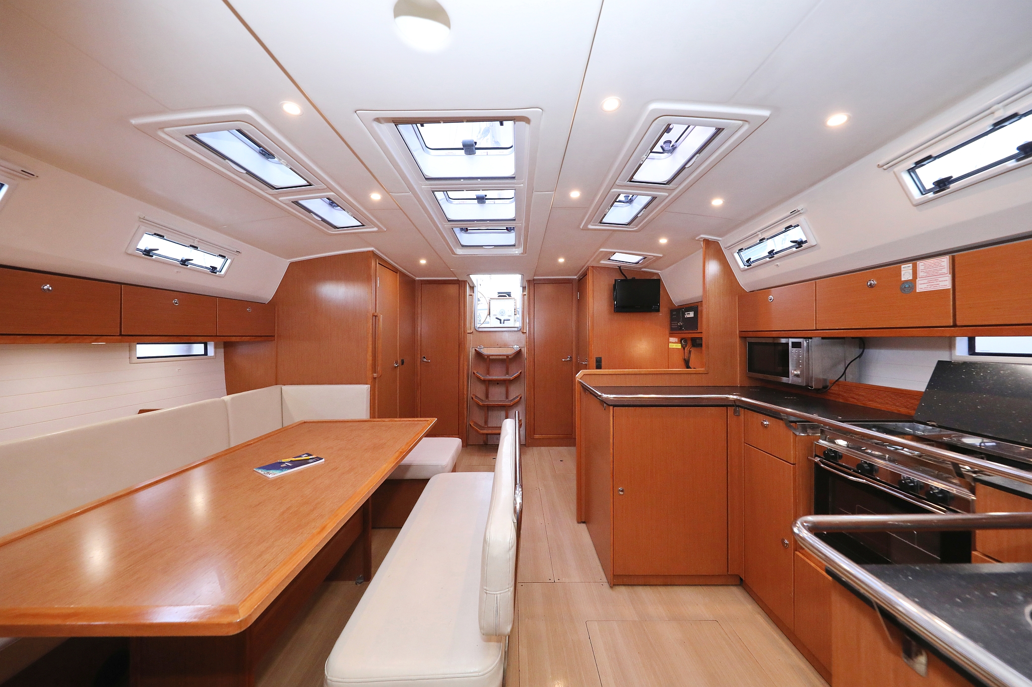 Bavaria Cruiser 50 — photo 23