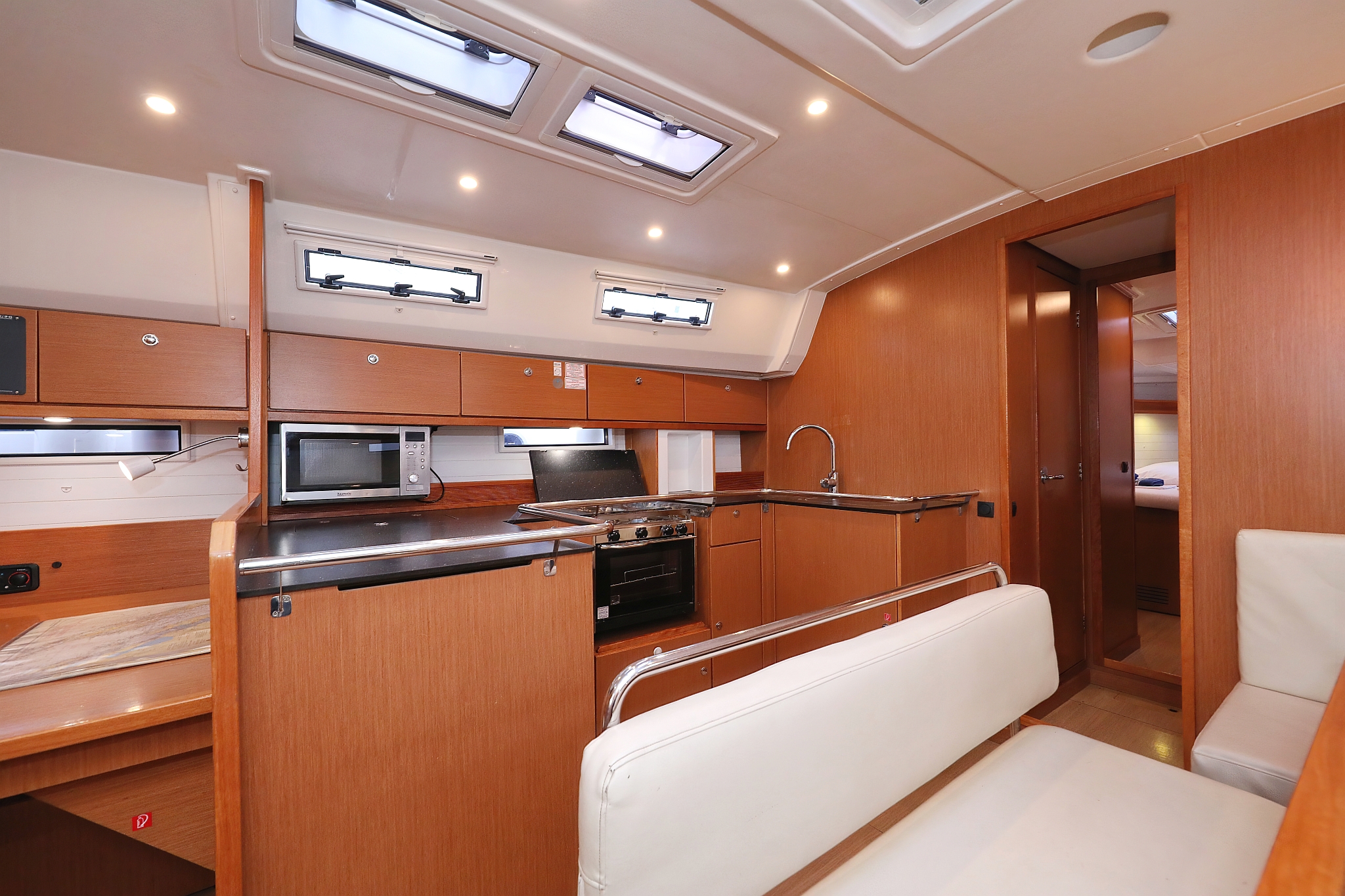 Bavaria Cruiser 50 — photo 25