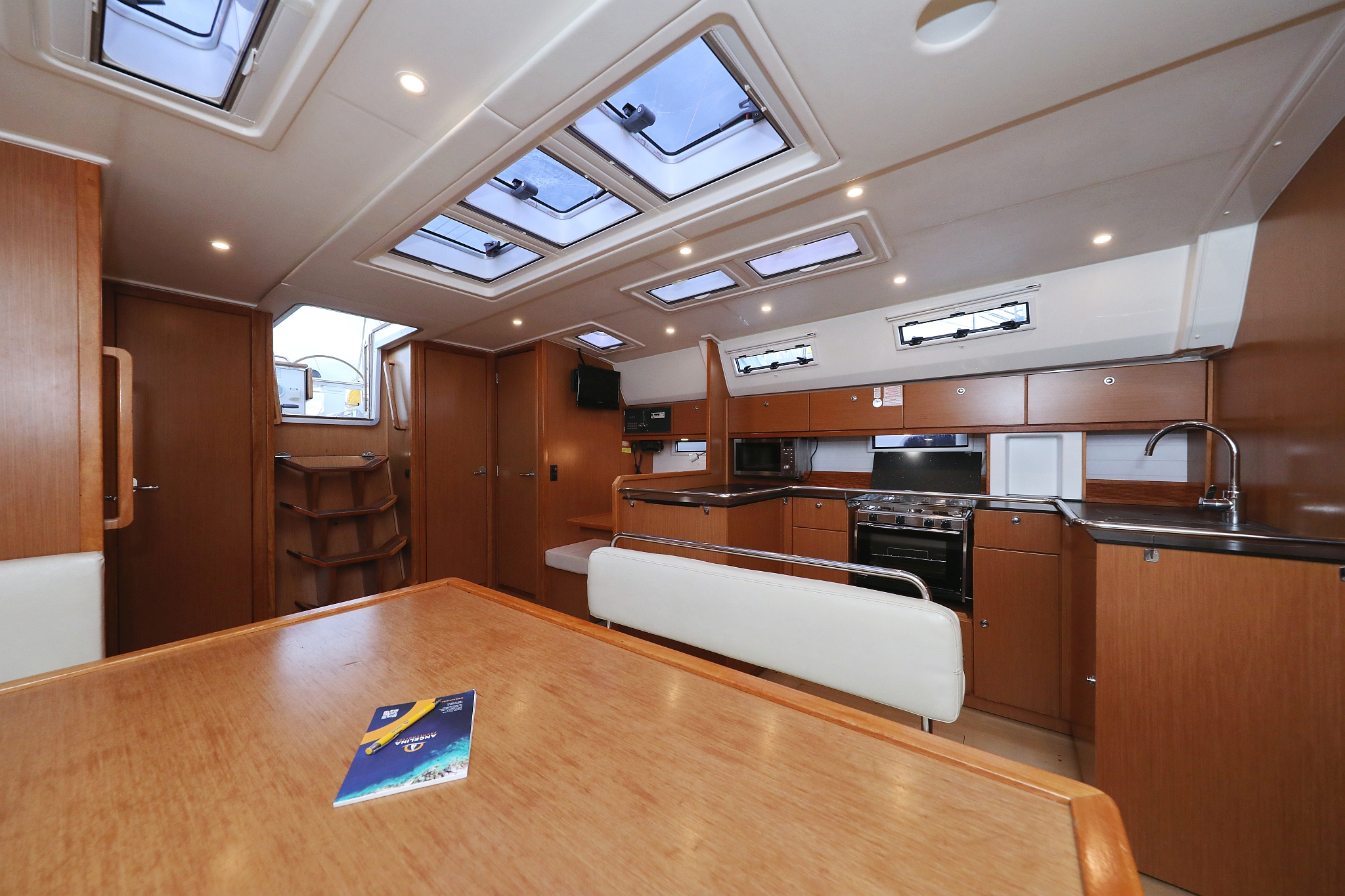 Bavaria Cruiser 50 — photo 27