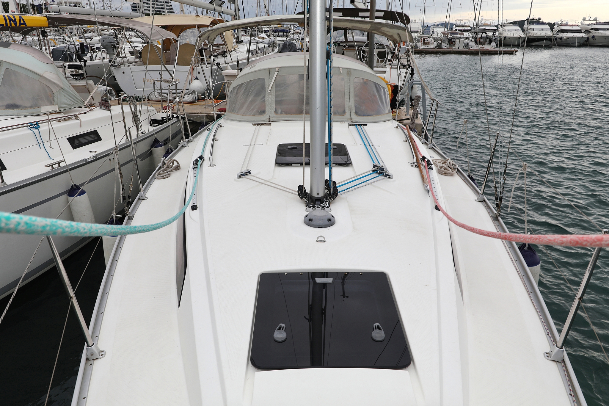 Bavaria Cruiser 33 — photo 10