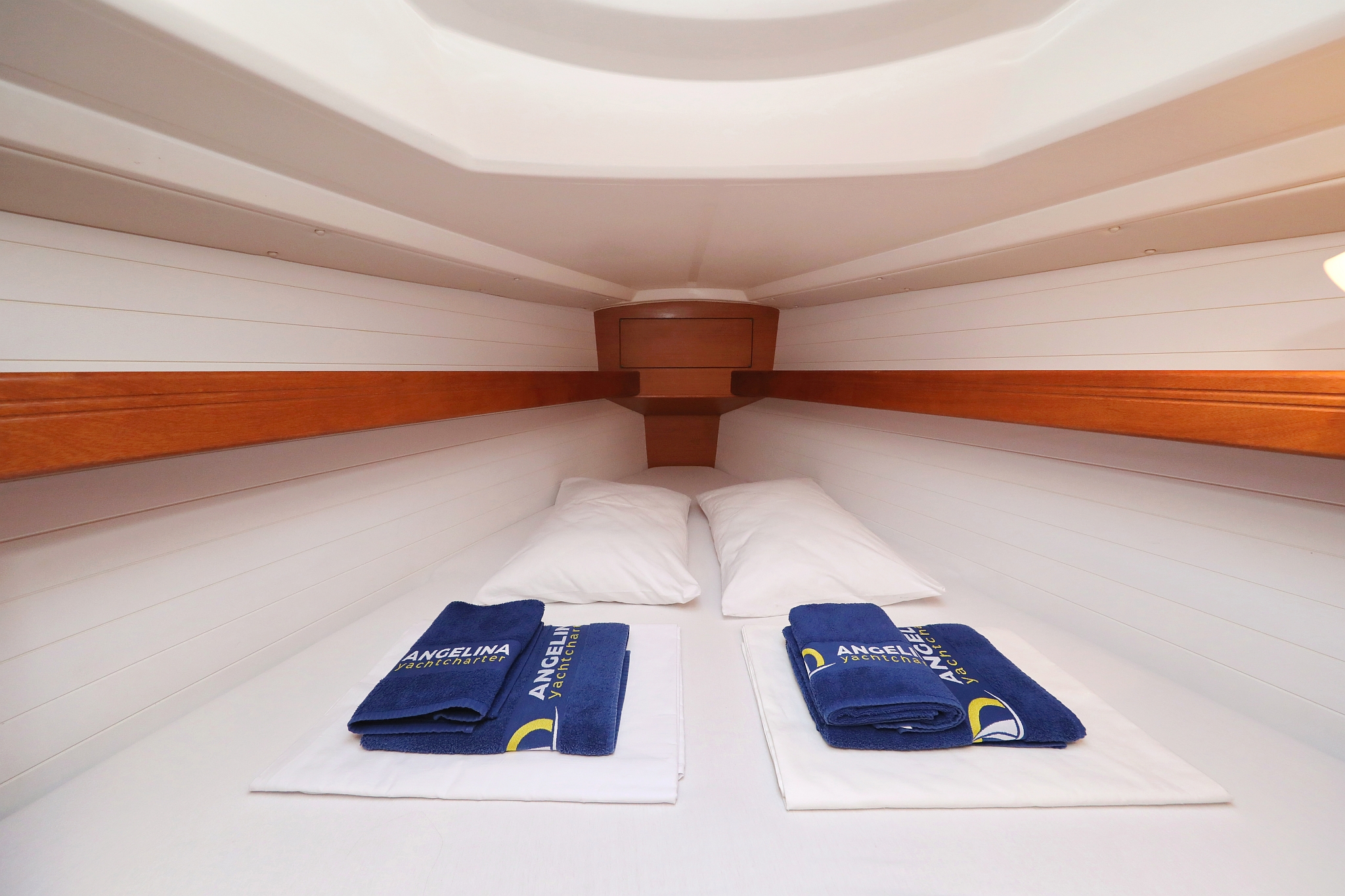 Bavaria Cruiser 33 — photo 27