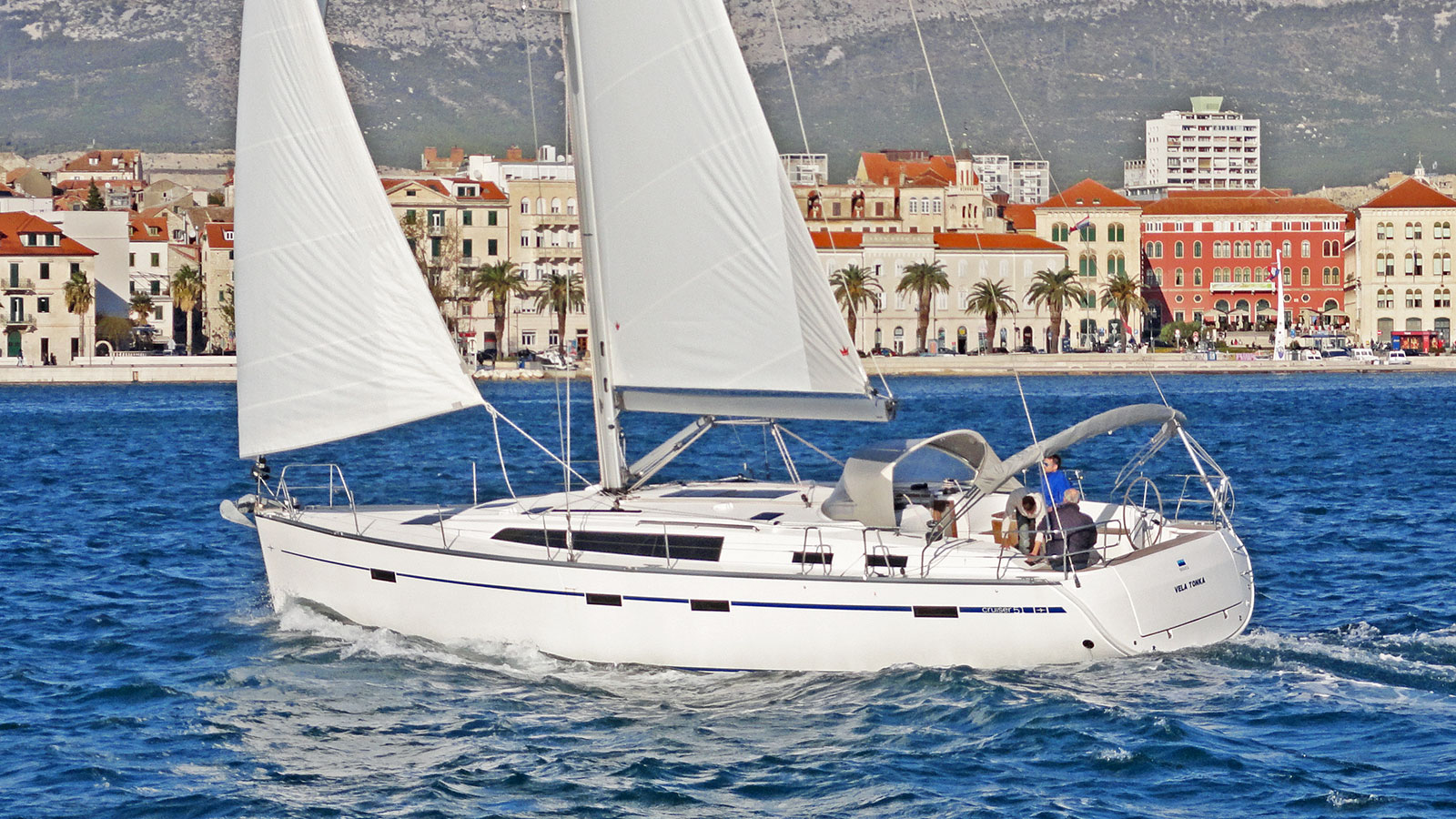 Bavaria Cruiser 51 — photo 3