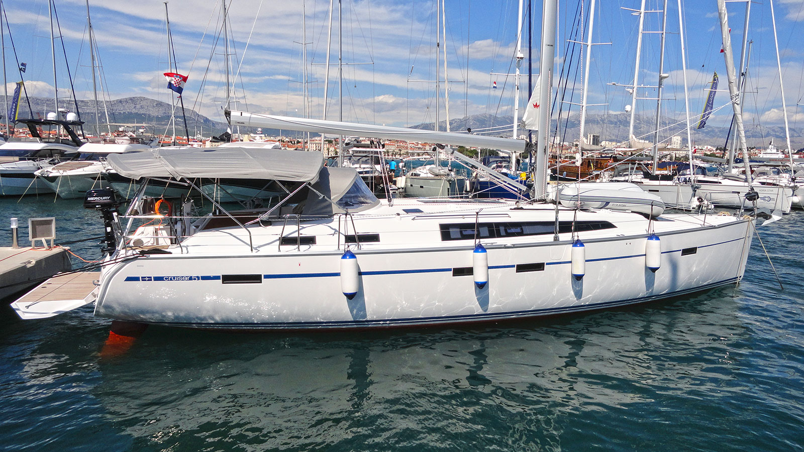 Bavaria Cruiser 51 — photo 10