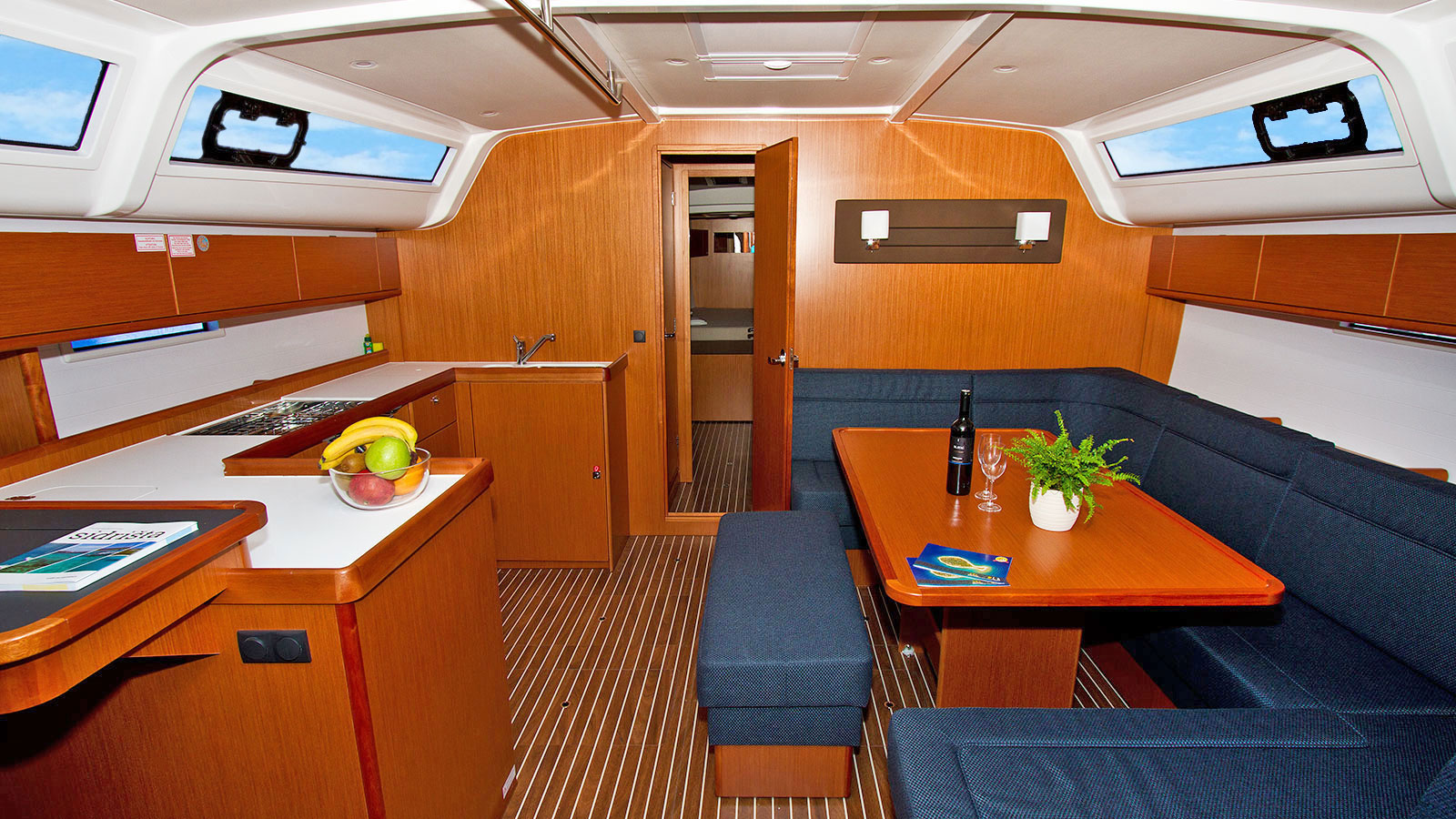 Bavaria Cruiser 51 — photo 13