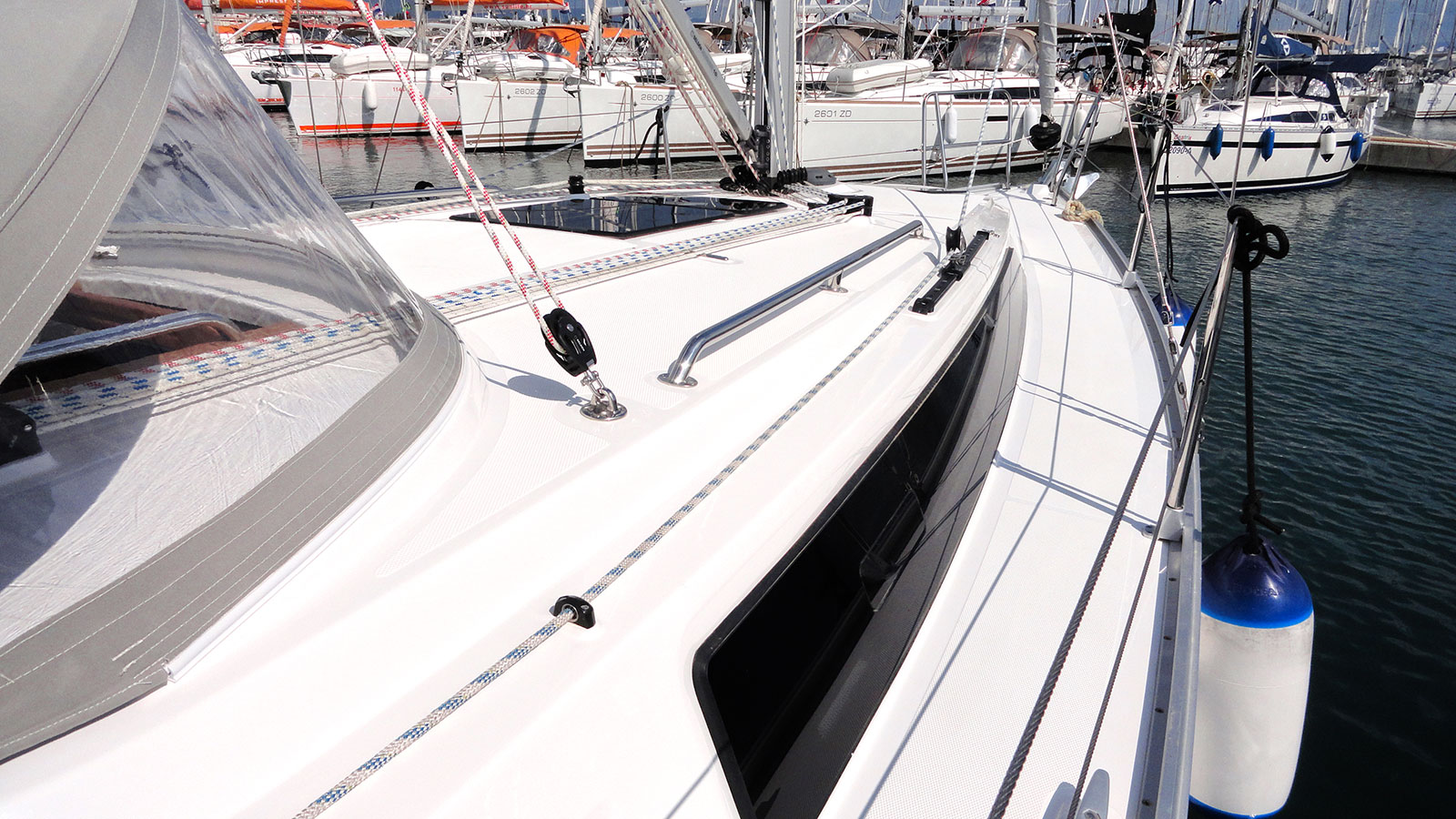 Bavaria Cruiser 34 — photo 11