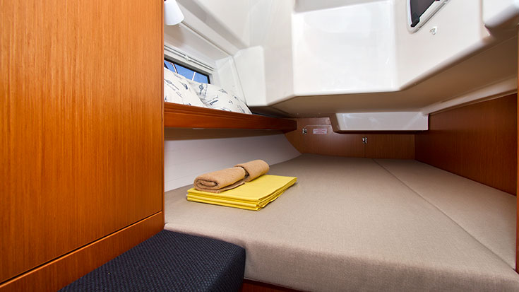 Bavaria Cruiser 34 — photo 16