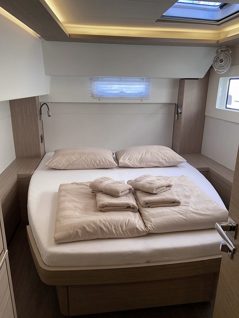 Lagoon 46 OW - 3 + 2 cab. — photo 18