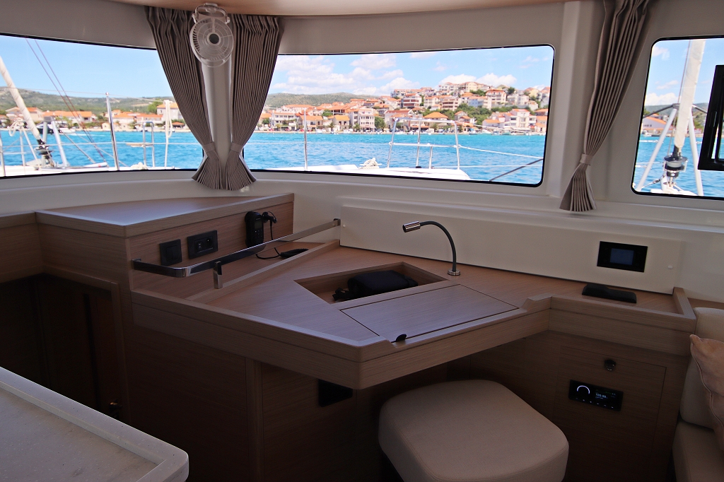 Lagoon 46 OW - 3 + 2 cab. — photo 31