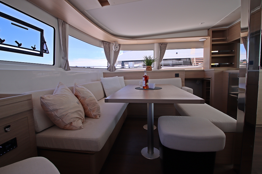 Lagoon 46 OW - 3 + 2 cab. — photo 34