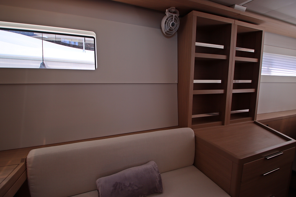 Lagoon 46 OW - 3 + 2 cab. — photo 43