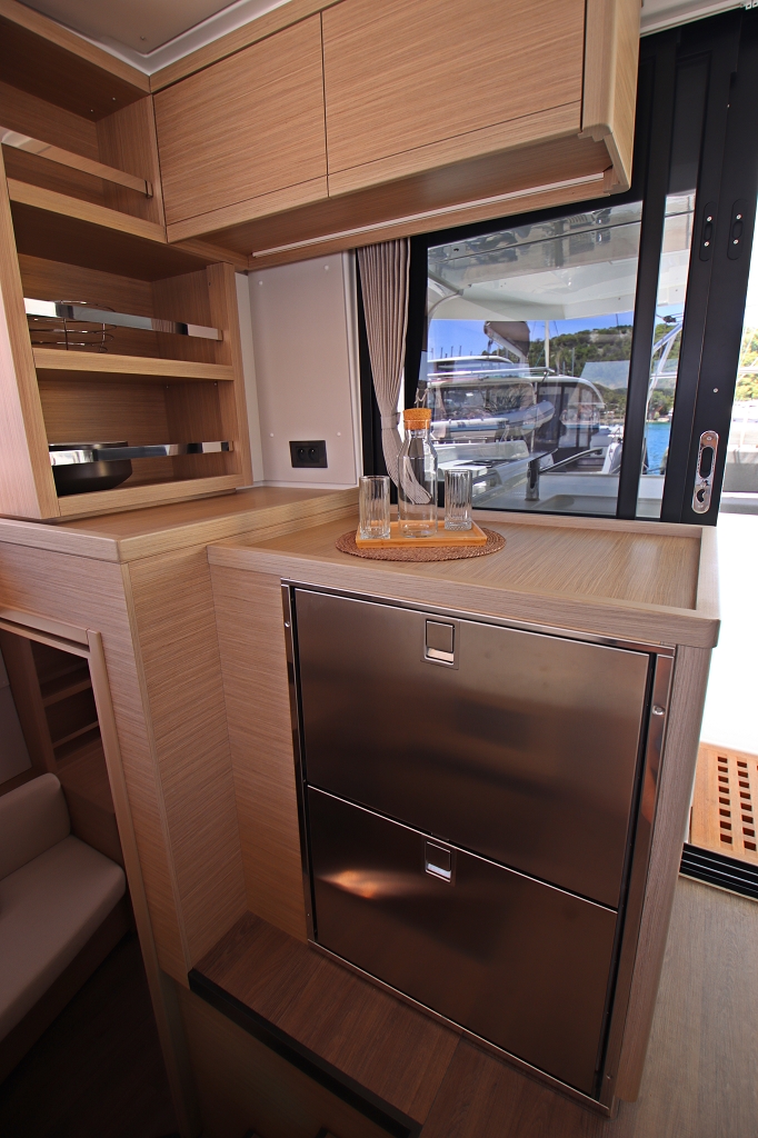 Lagoon 46 OW - 3 + 2 cab. — photo 45