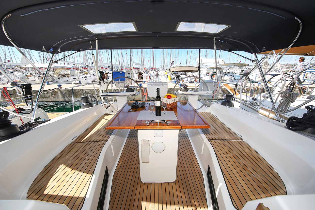 Bavaria Cruiser 45 - 4 cab. — photo 9
