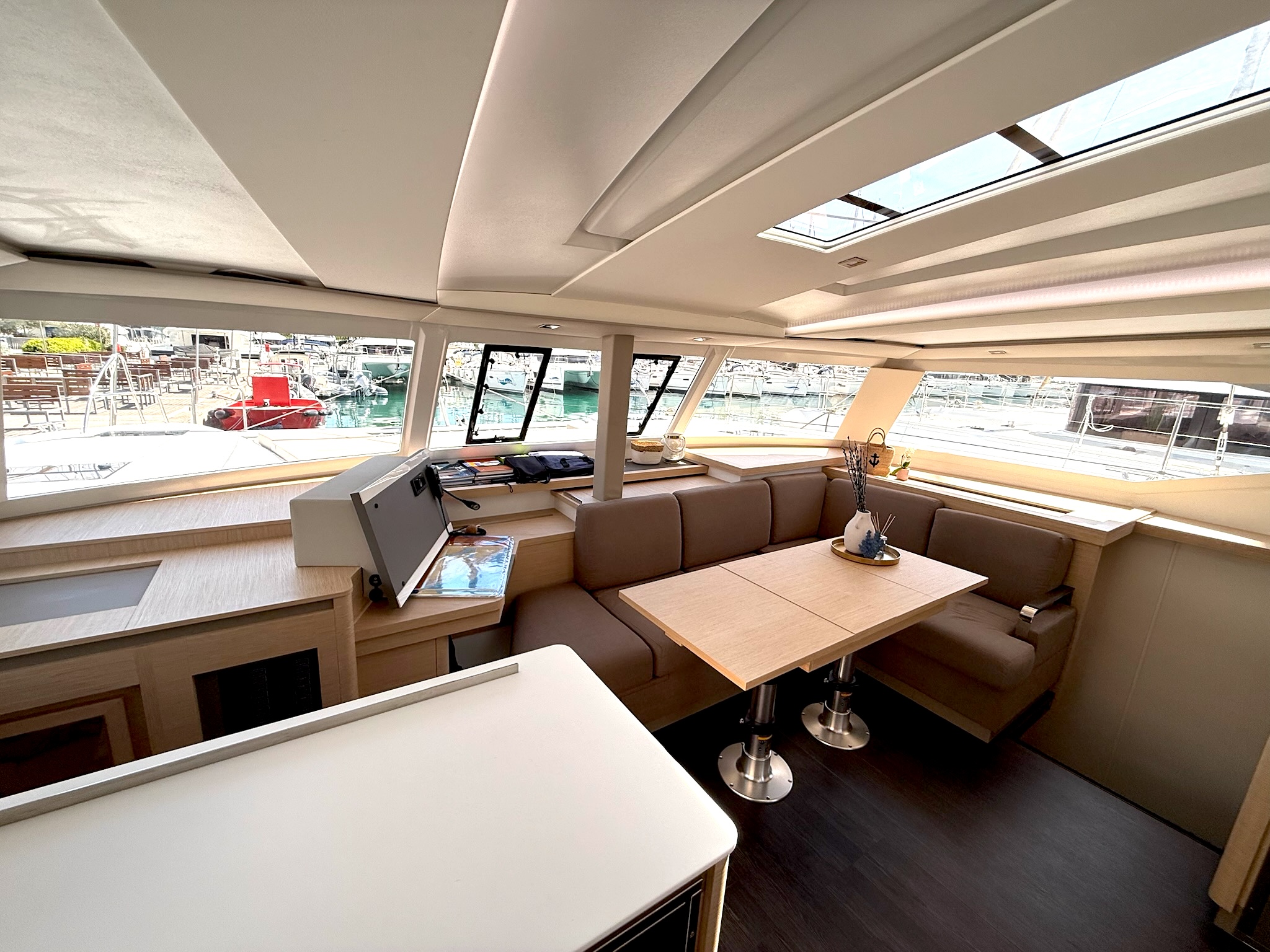 Fountaine Pajot Astrea 42 - 4 + 2 cab. — photo 14