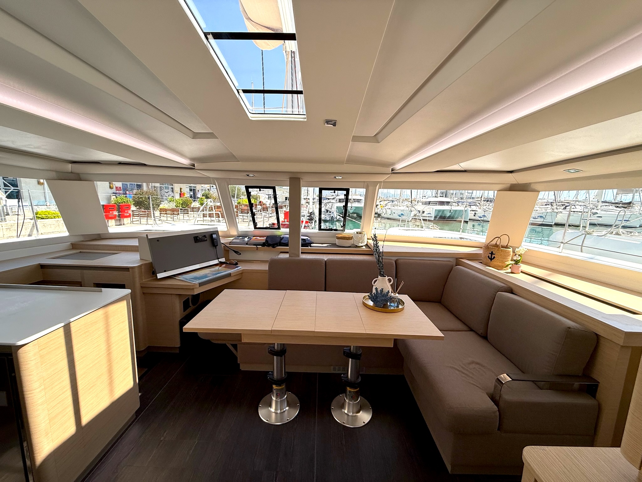 Fountaine Pajot Astrea 42 - 4 + 2 cab. — photo 17