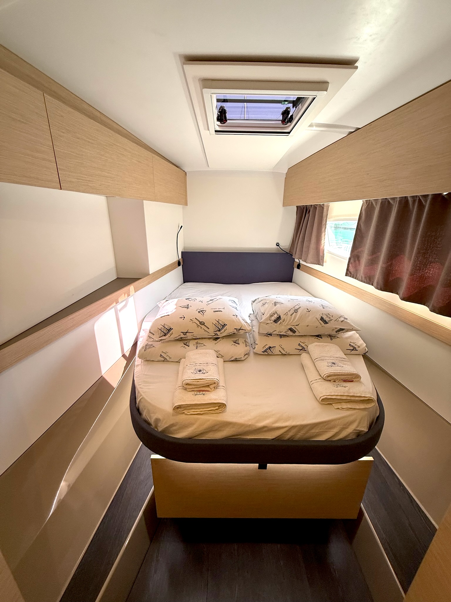 Fountaine Pajot Astrea 42 - 4 + 2 cab. — photo 26