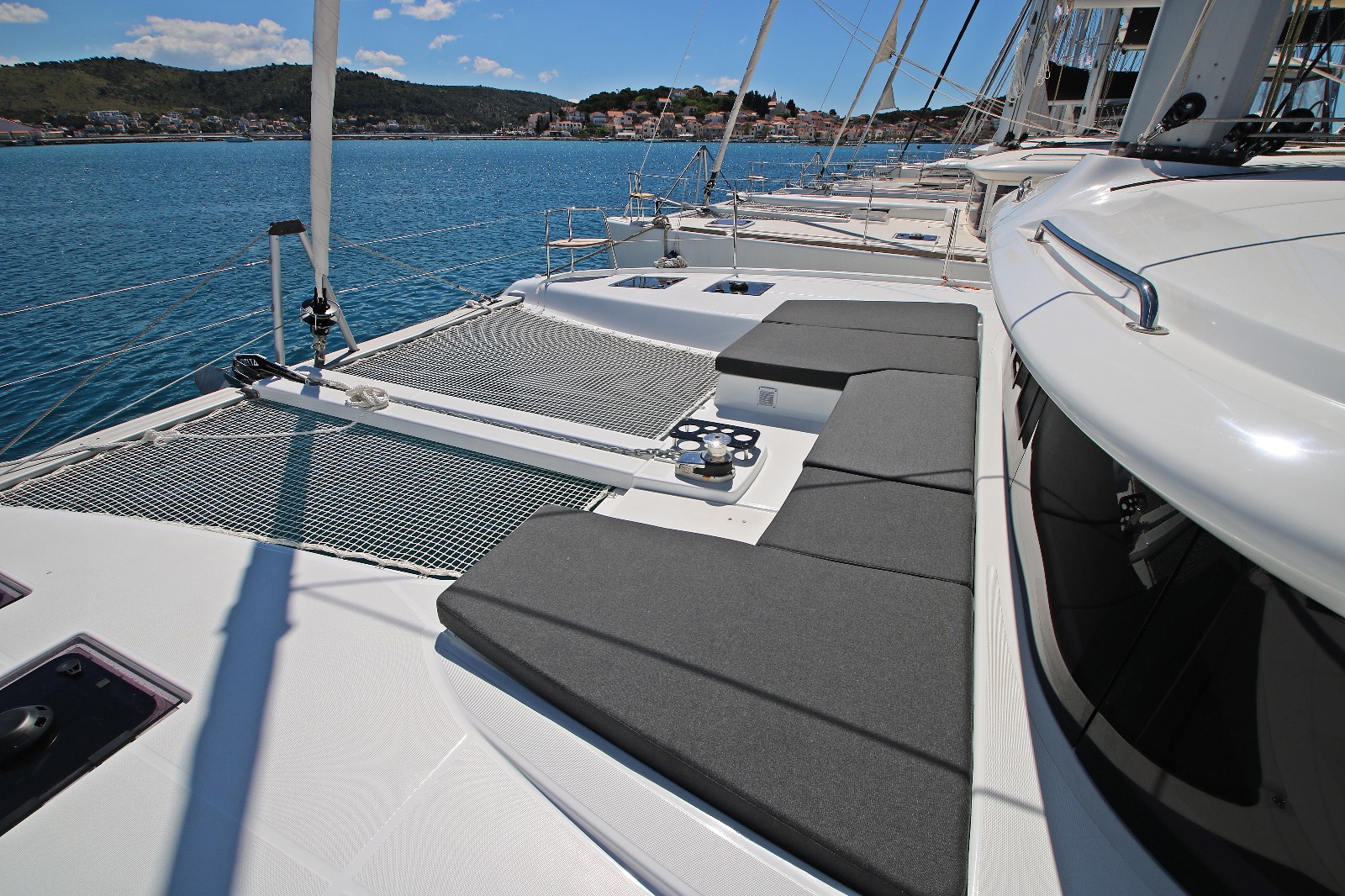 Lagoon 43 - 3 + 2 cab. — photo 18