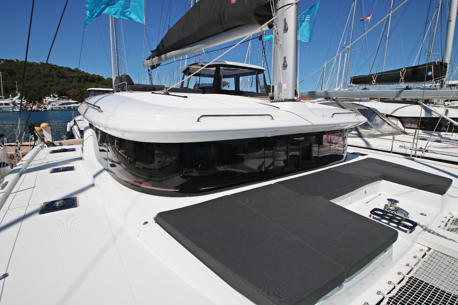 Lagoon 43 - 3 + 2 cab. — photo 22