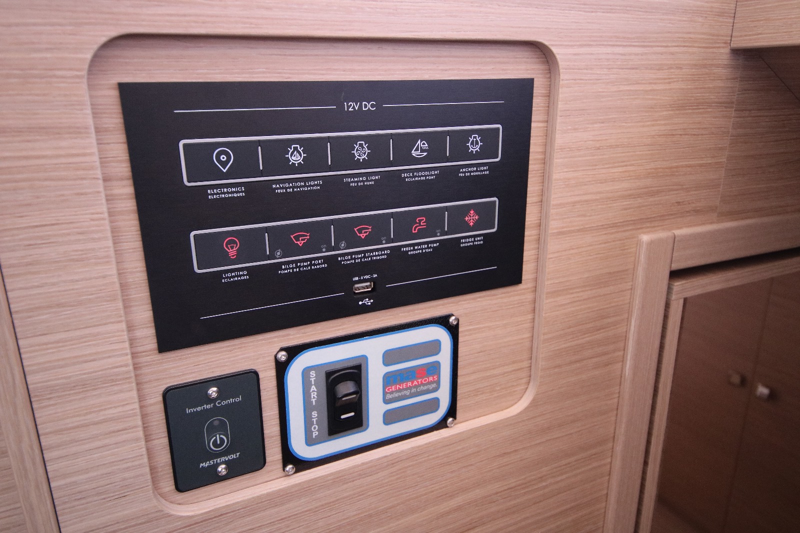 Lagoon 43 - 3 + 2 cab. — photo 30