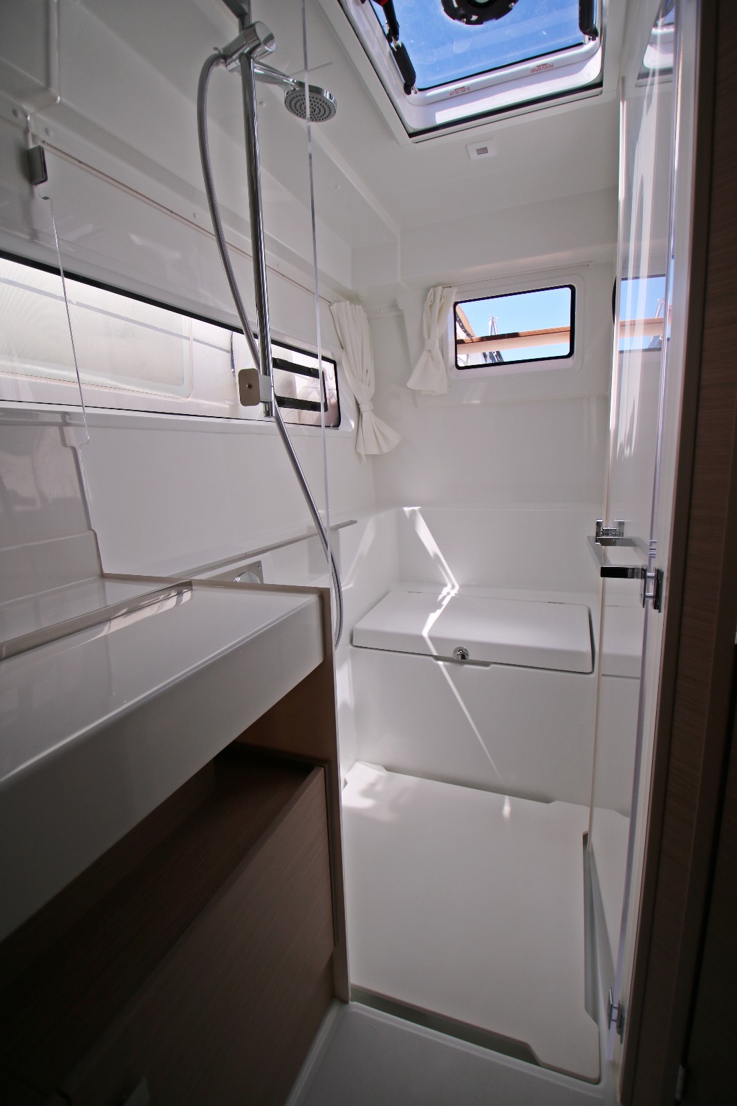 Lagoon 43 - 3 + 2 cab. — photo 39