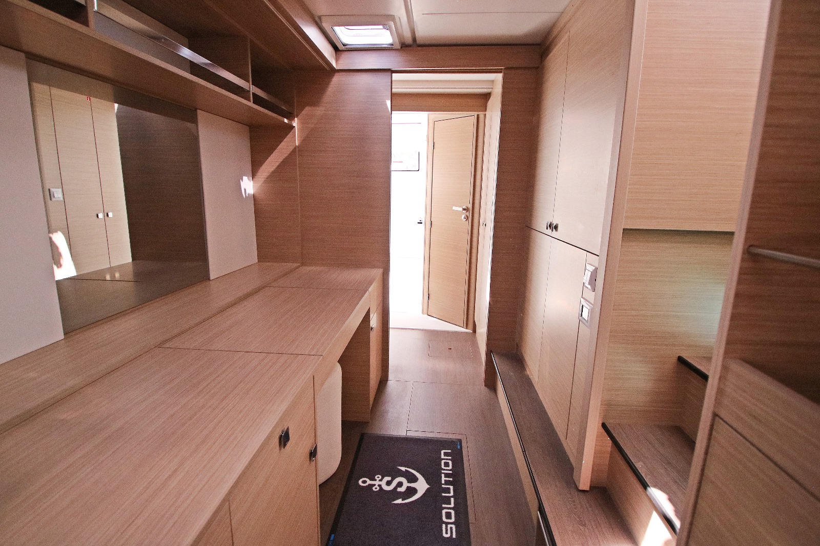 Lagoon 43 - 3 + 2 cab. — photo 50