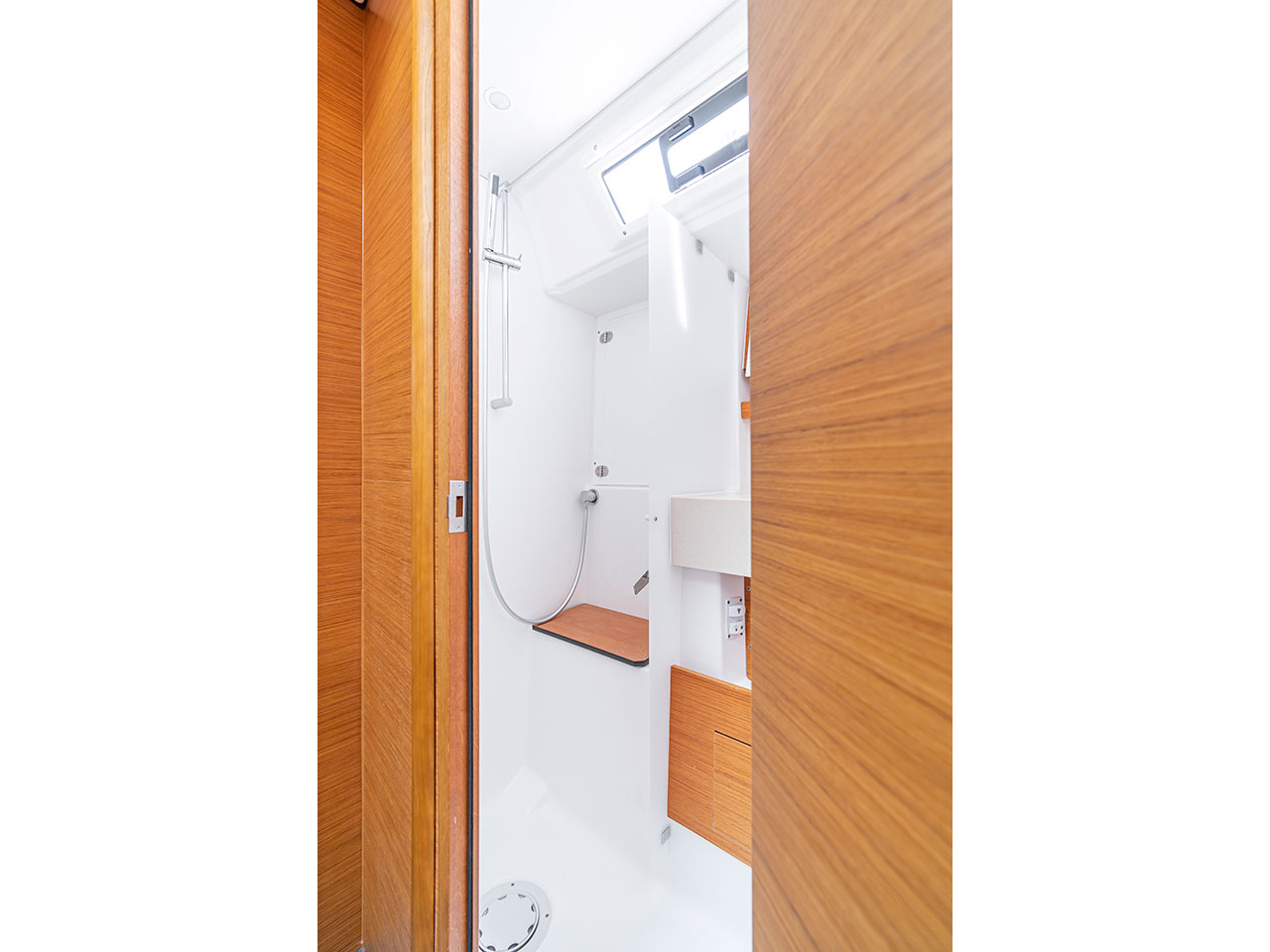 Dufour 470 - 4 cab. — photo 10