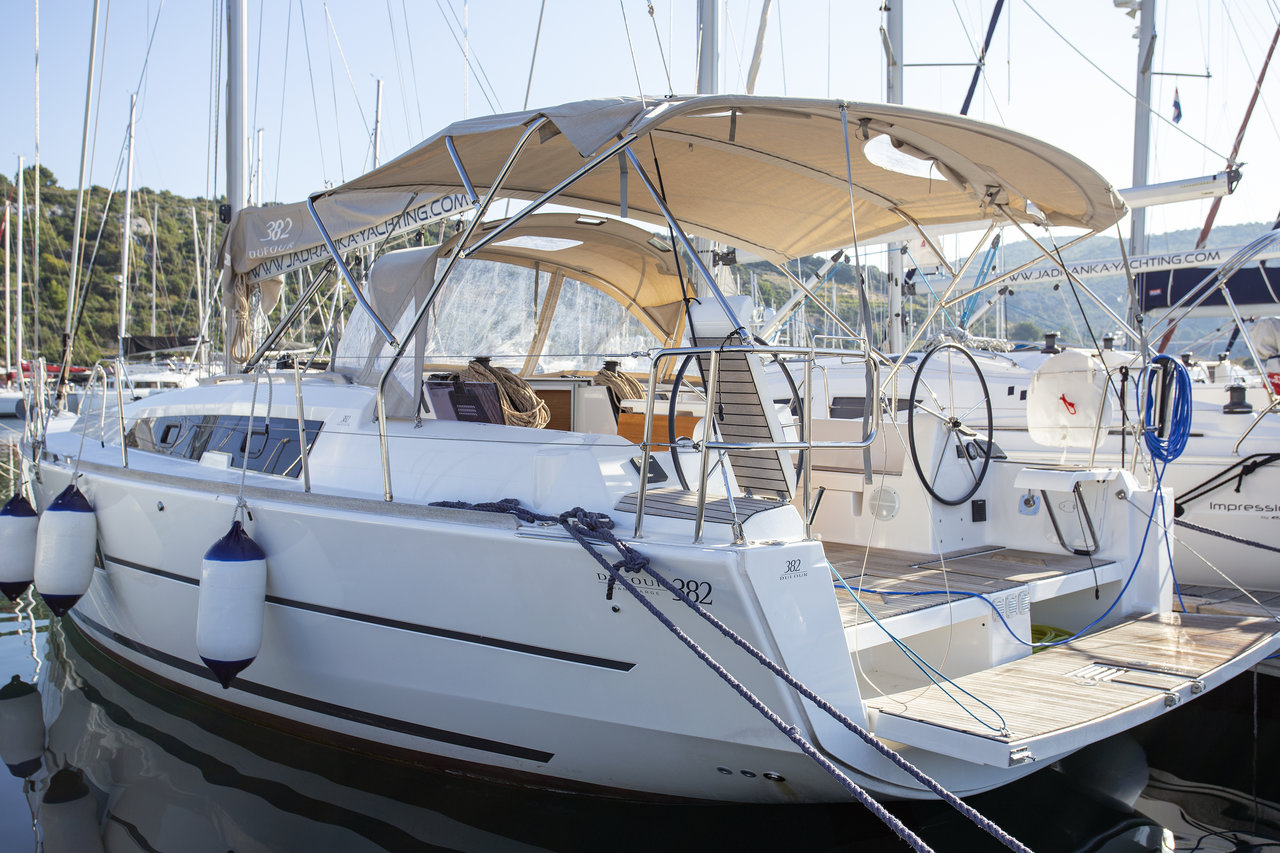 Dufour 382 GL — photo 4
