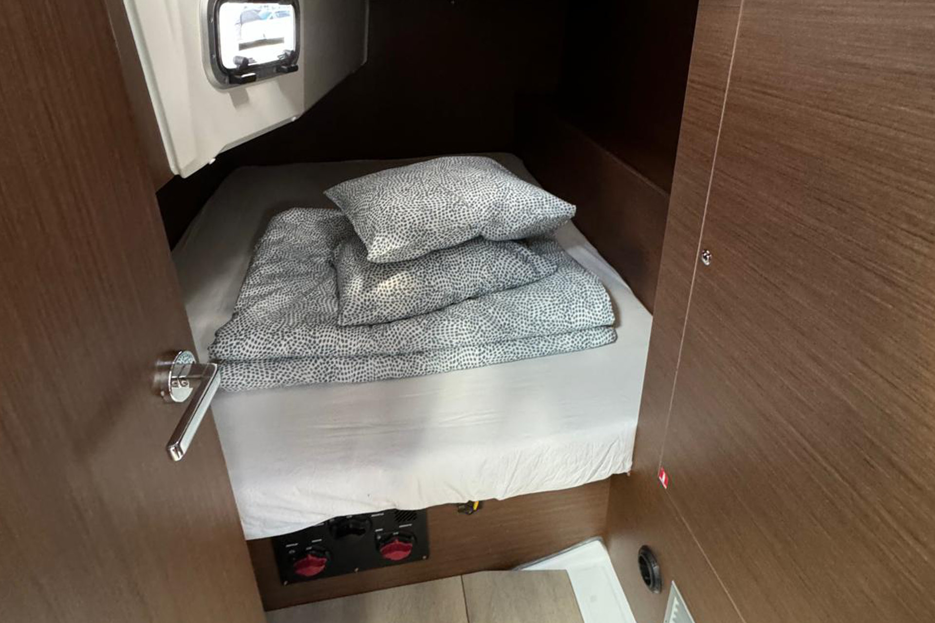 Oceanis 37.1 — photo 14