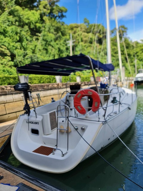 Oceanis Clipper 323 — photo 5