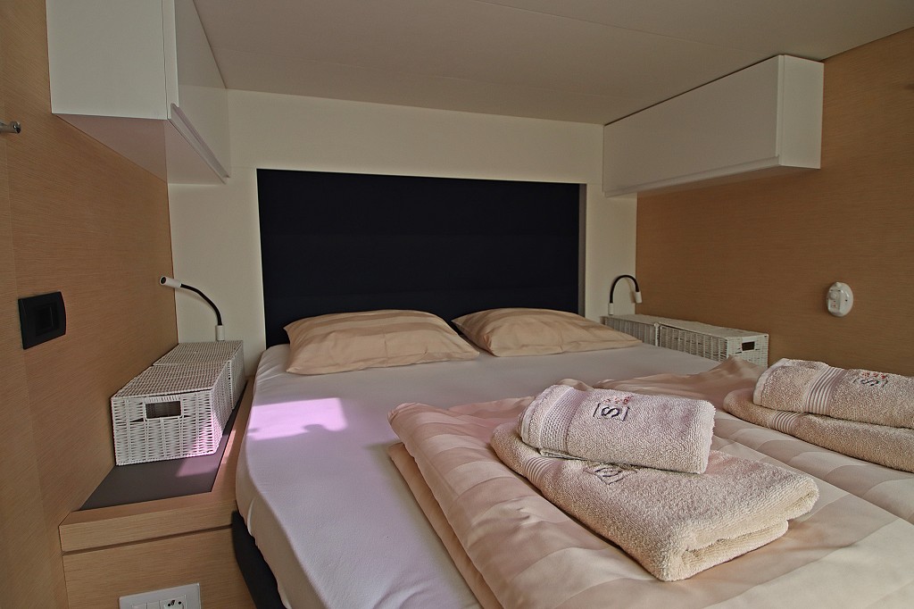 Fountaine Pajot Saona 47 Quintet - 5 + 1 cab. — photo 14