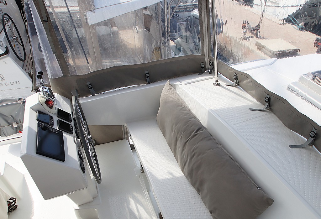 Fountaine Pajot Saona 47 Quintet - 5 + 1 cab. — photo 19