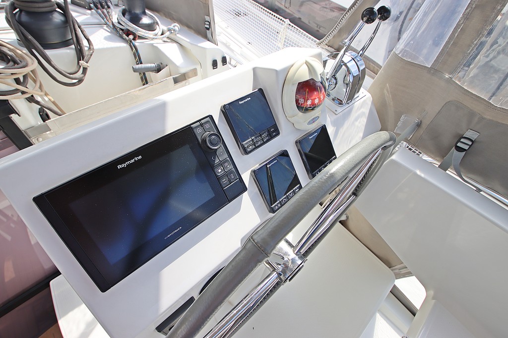 Fountaine Pajot Saona 47 Quintet - 5 + 1 cab. — photo 20