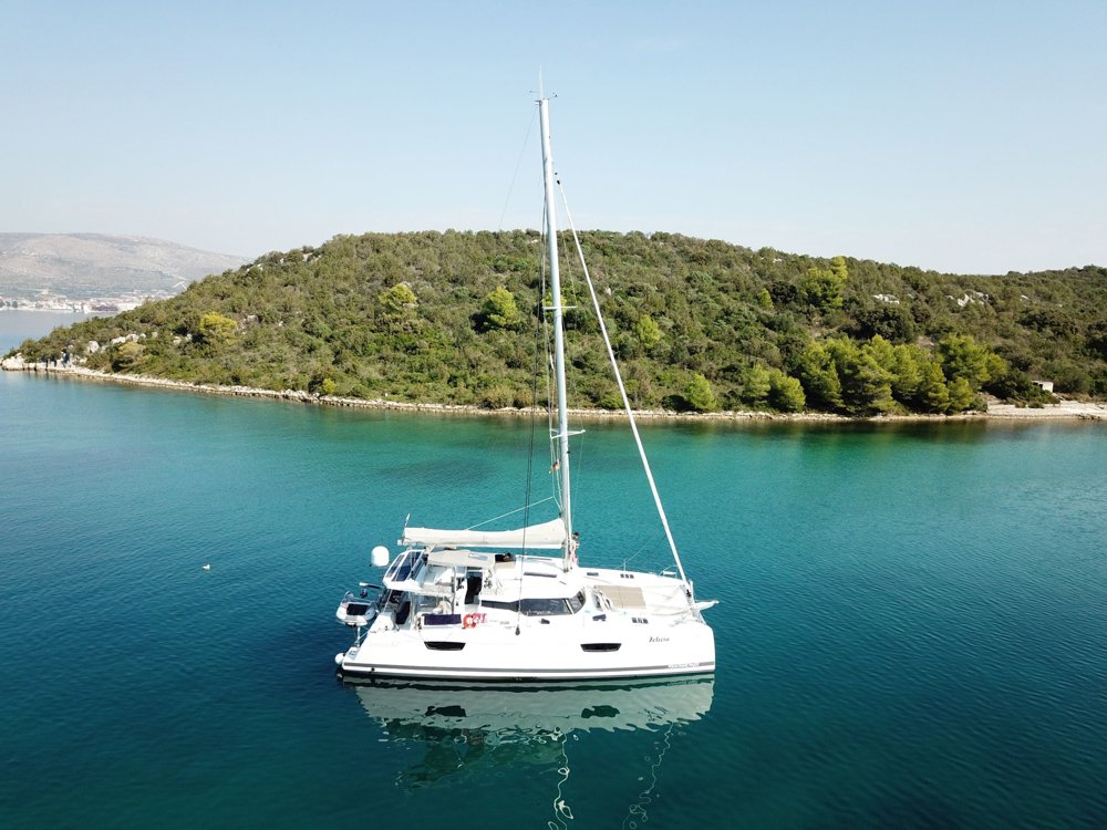 Fountaine Pajot Saona 47 Quintet - 5 + 1 cab. — photo 1