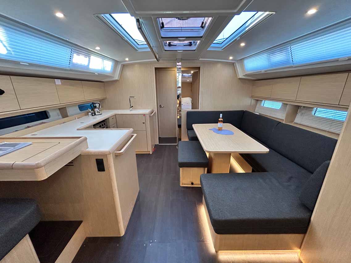 Bavaria C46 - 4 cab. — photo 9