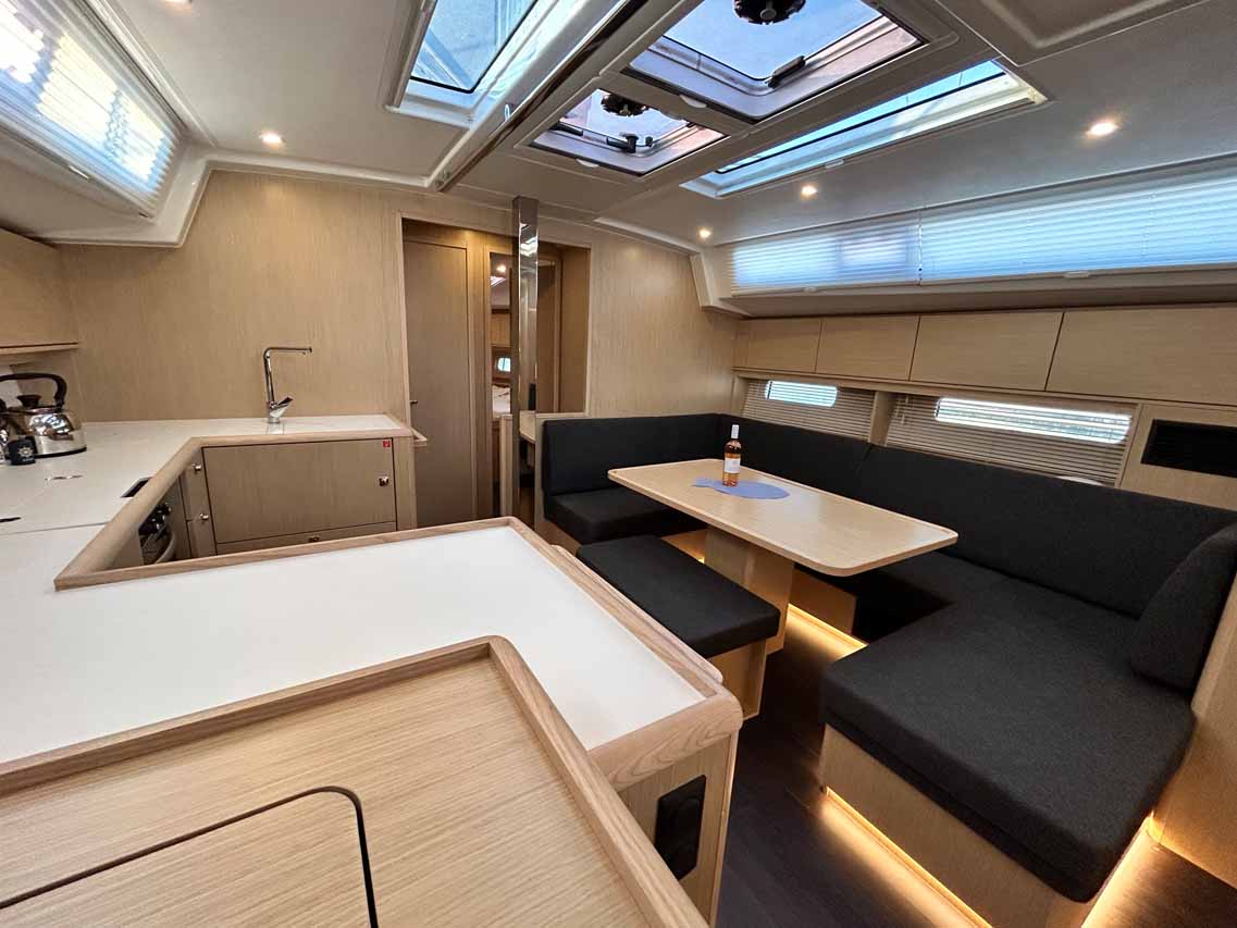 Bavaria C46 - 4 cab. — photo 11