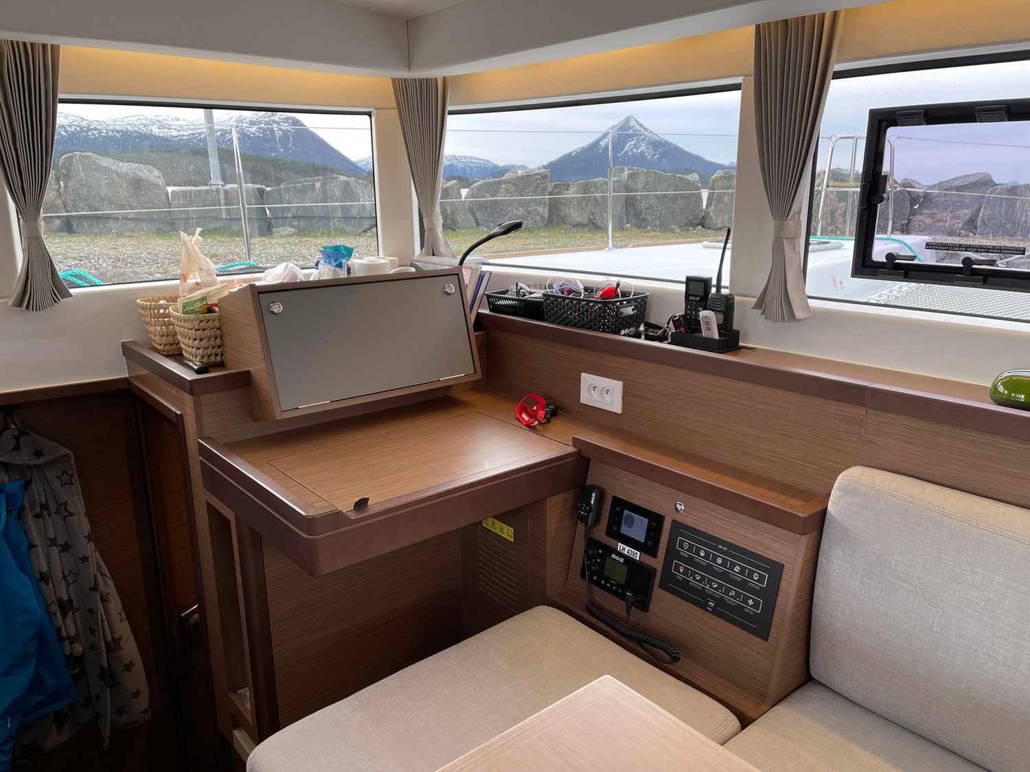 Lagoon 40 - 4 + 2 cab — photo 17