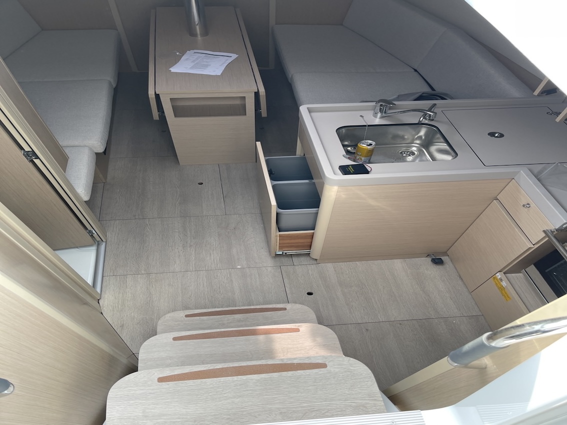 Oceanis 34.1 — photo 18