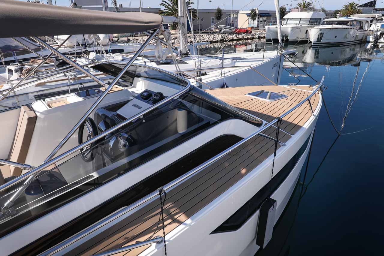Nuva M9 Cabin — photo 5