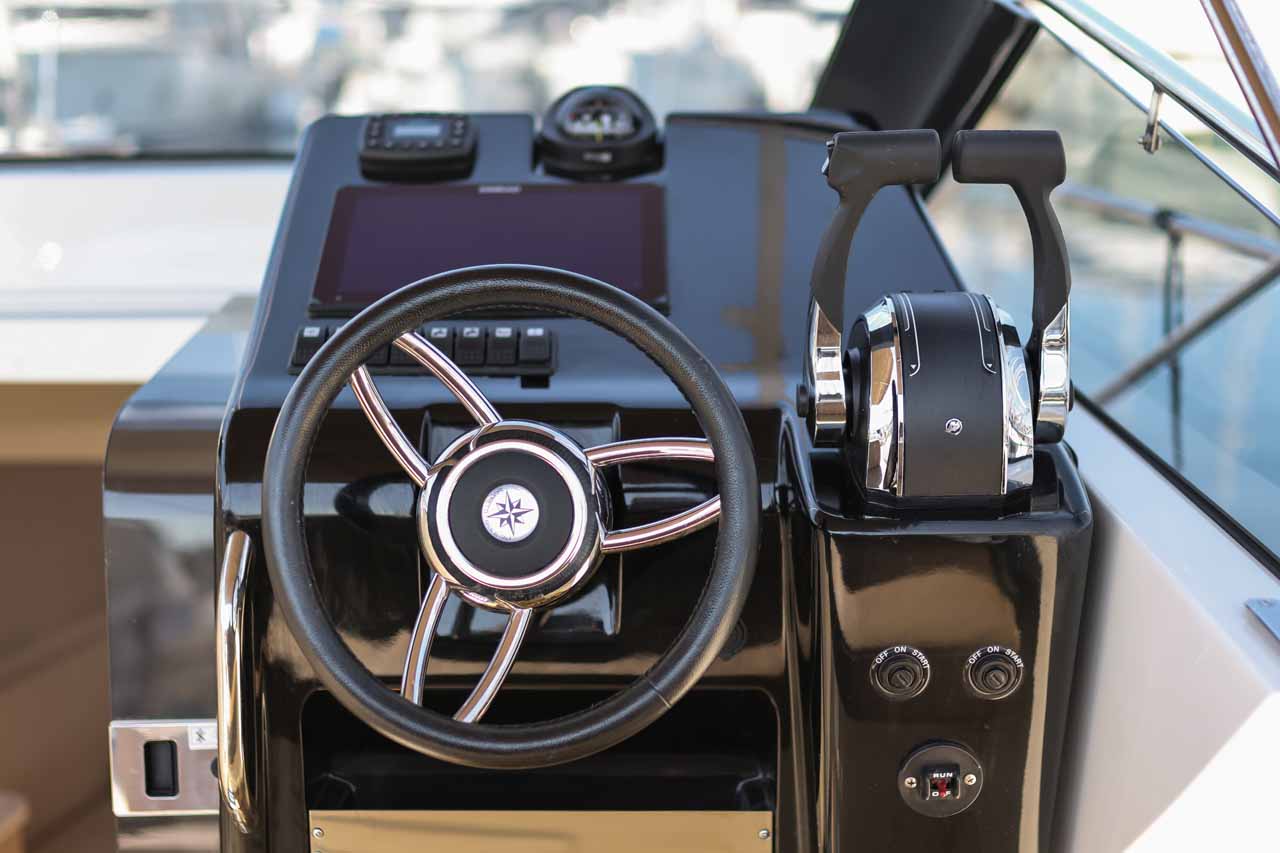 Nuva M9 Cabin — photo 12